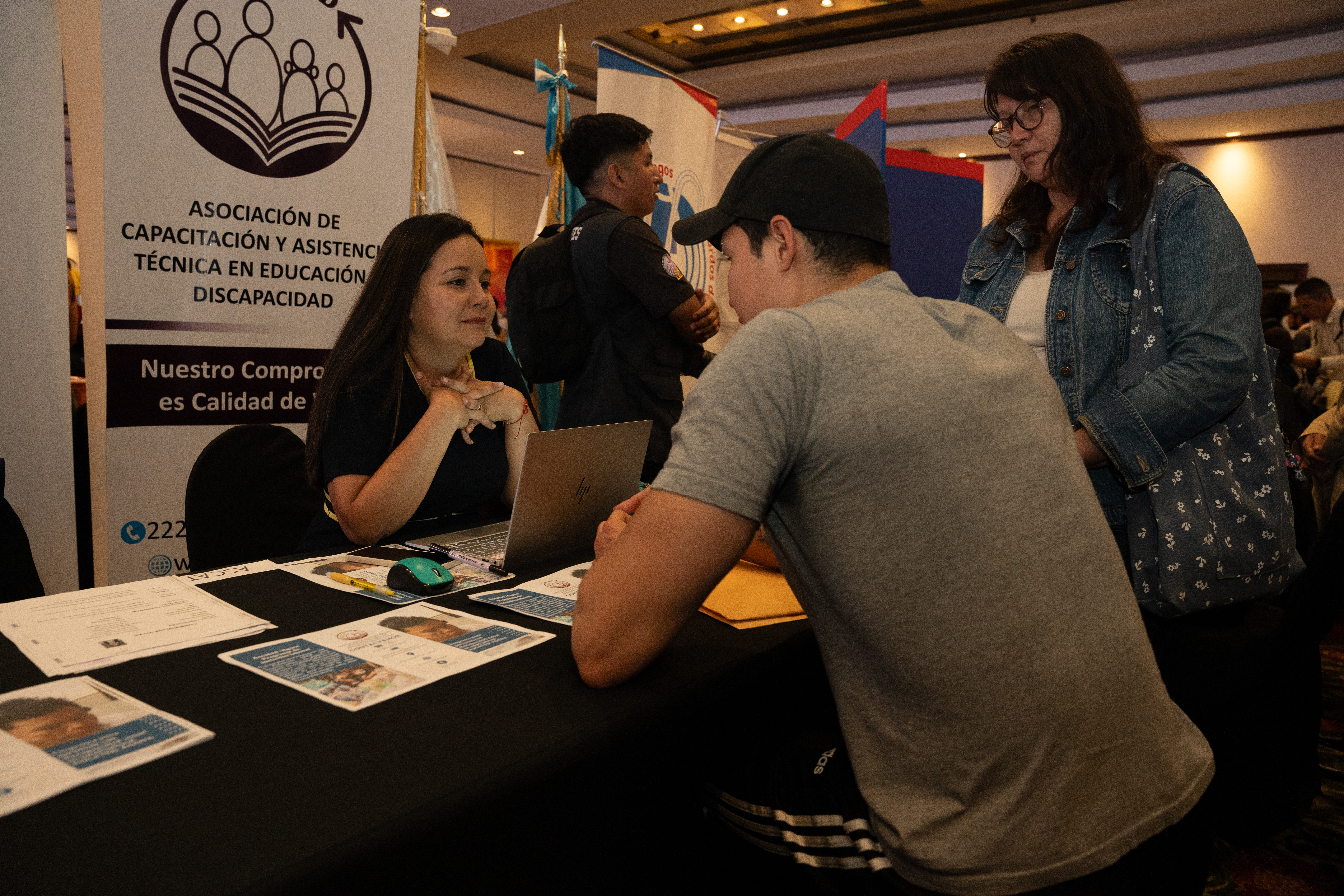 Conectando Capacidades Nestle GT feria de empleo