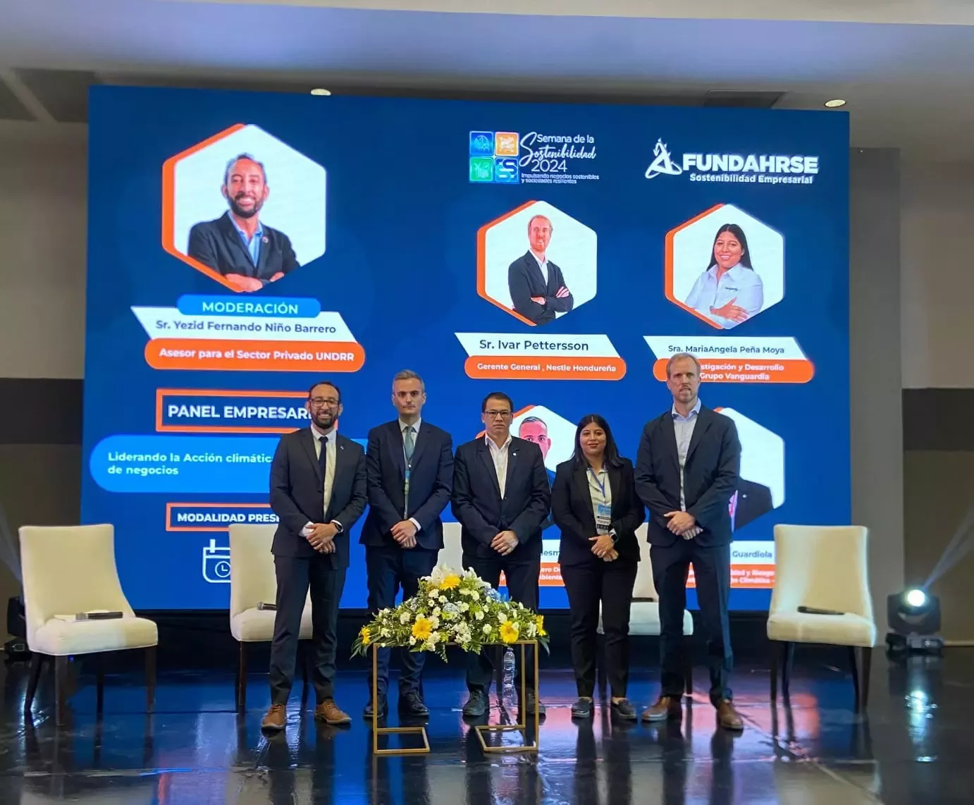 Conversatorio en FUNDAHRSE