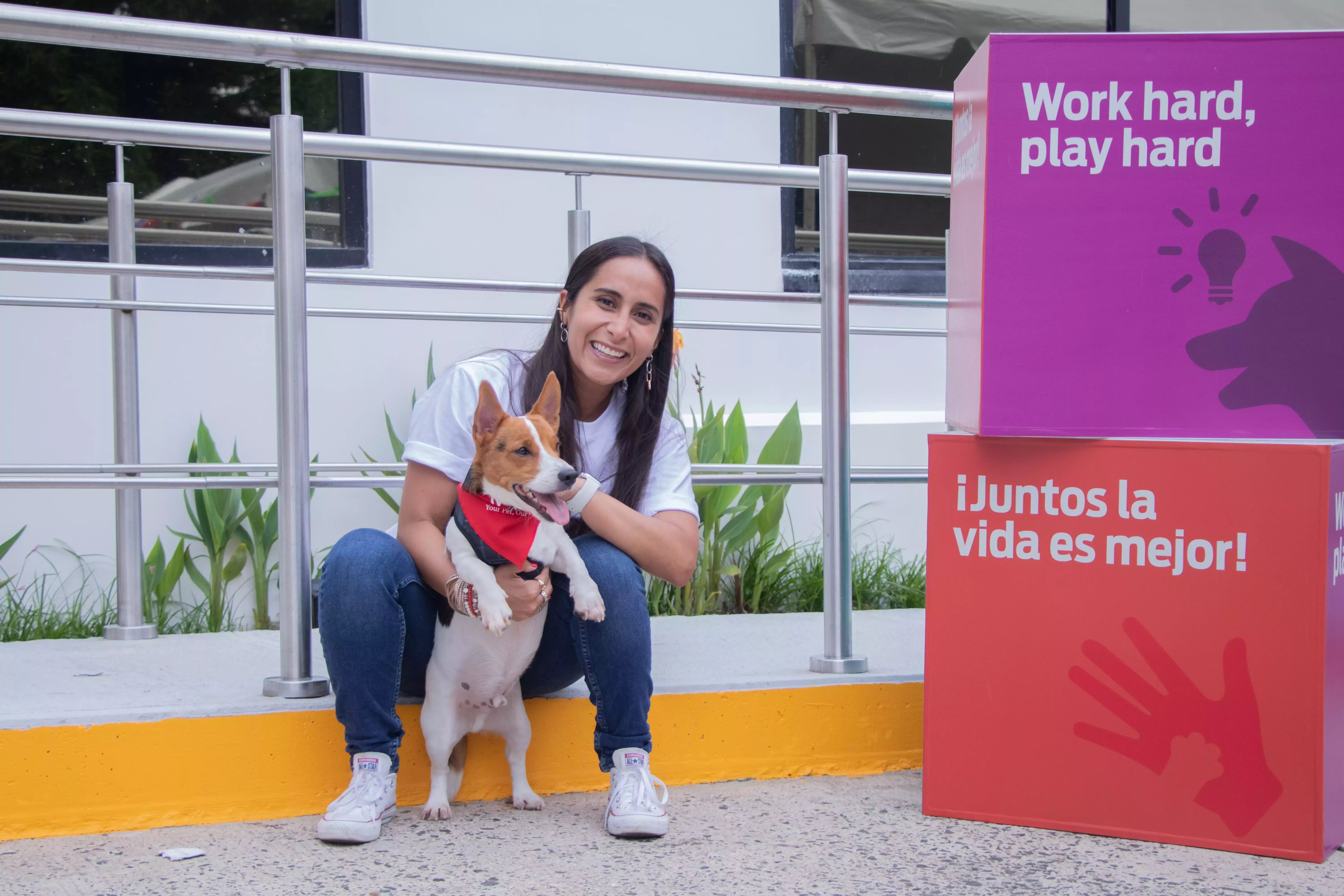 Colaboradores y mascotas en Pets at Work de Purina