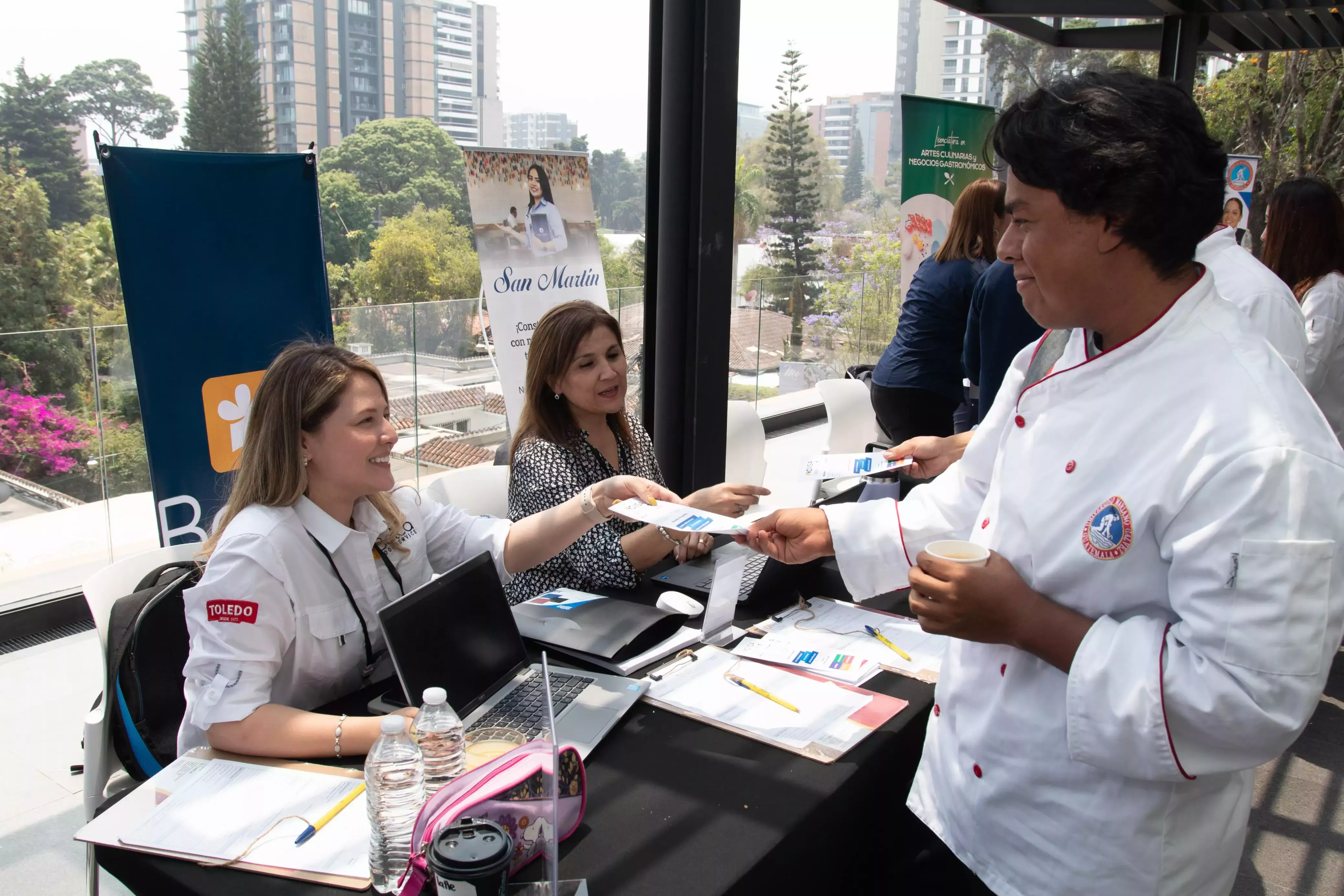 feria de empleo - yocuta